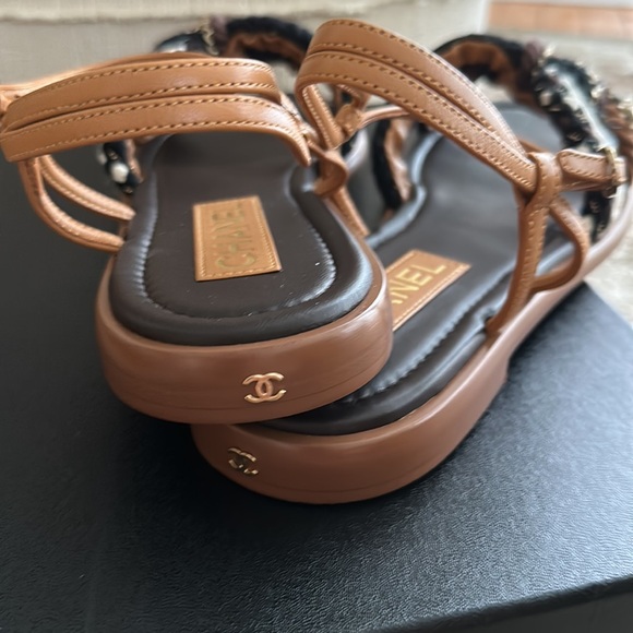 Chanel BRAND NEW w BOX chain rope sandals size 39 interlocking CC charms - Picture 8 of 9